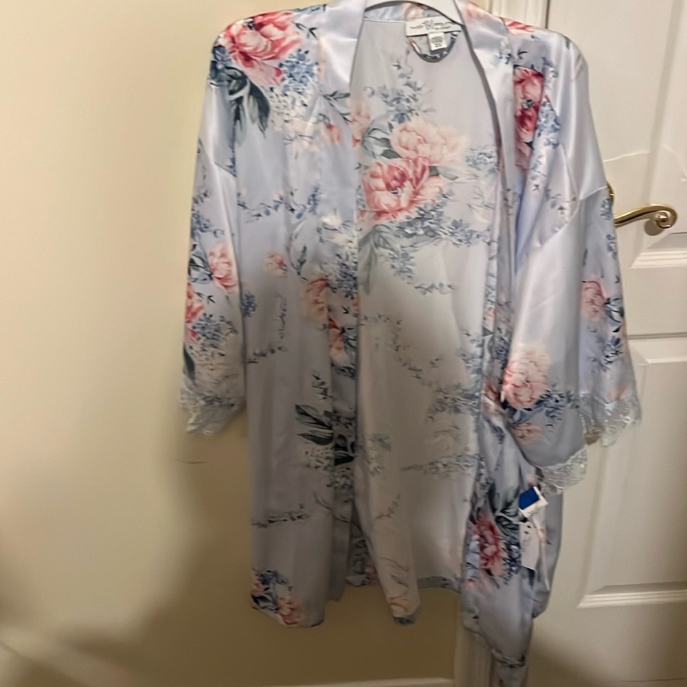 Short satin imbloom by Jonquil size m/l